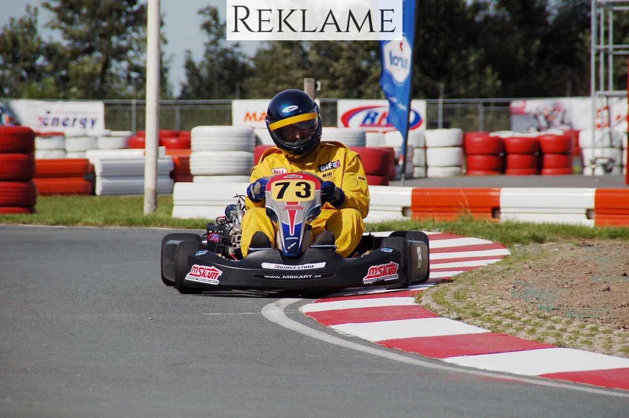 Sæt fart på personalet – kør gokart!